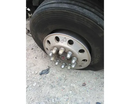 HUB PILOTED - ALUMINUM 22.5 X 8.25 WHEEL