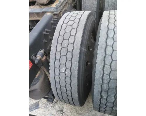 HUB PILOTED - ALUMINUM 22.5 X 8.25 WHEEL