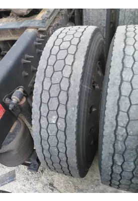 HUB PILOTED - ALUMINUM 22.5 X 8.25 WHEEL