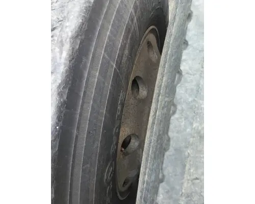 HUB PILOTED - ALUMINUM 22.5 X 8.25 WHEEL