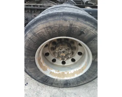 HUB PILOTED - ALUMINUM 22.5 X 8.25 WHEEL