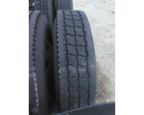 HUB PILOTED - ALUMINUM 22.5 X 8.25 WHEEL