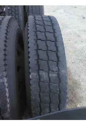 HUB PILOTED - ALUMINUM 22.5 X 8.25 WHEEL