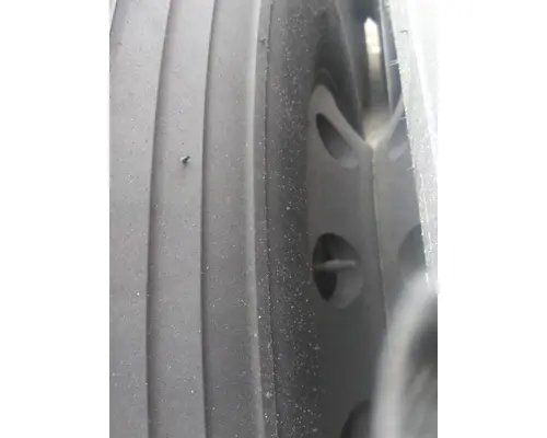 HUB PILOTED - ALUMINUM 22.5 X 8.25 WHEEL