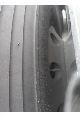 HUB PILOTED - ALUMINUM 22.5 X 8.25 WHEEL