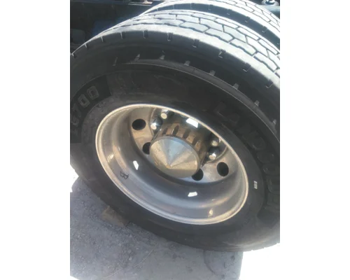HUB PILOTED - ALUMINUM 22.5 X 8.25 WHEEL
