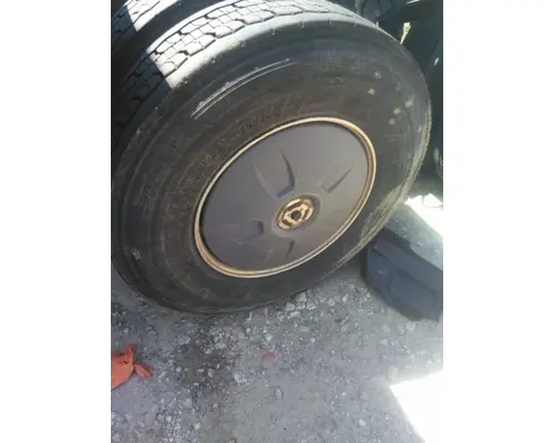 HUB PILOTED - ALUMINUM 22.5 X 8.25 WHEEL