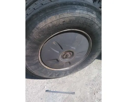 HUB PILOTED - ALUMINUM 22.5 X 8.25 WHEEL