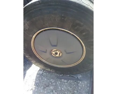 HUB PILOTED - ALUMINUM 22.5 X 8.25 WHEEL