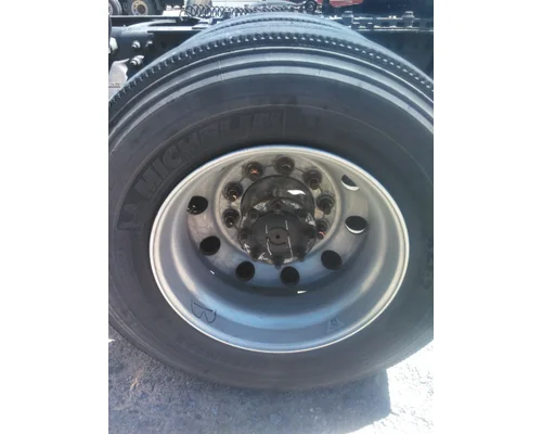 HUB PILOTED - ALUMINUM 22.5 X 8.25 WHEEL