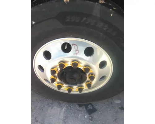 HUB PILOTED - ALUMINUM 22.5 X 8.25 WHEEL