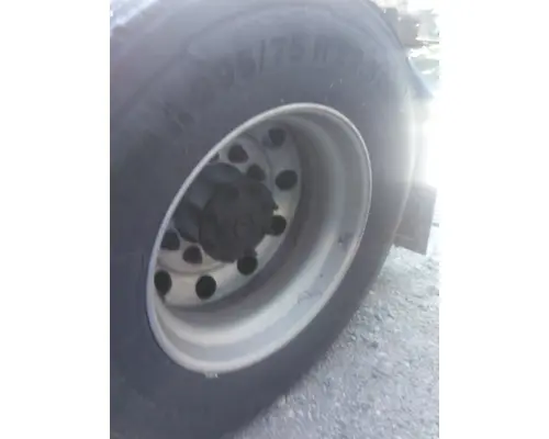 HUB PILOTED - ALUMINUM 22.5 X 8.25 WHEEL