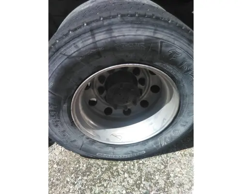 HUB PILOTED - ALUMINUM 22.5 X 8.25 WHEEL