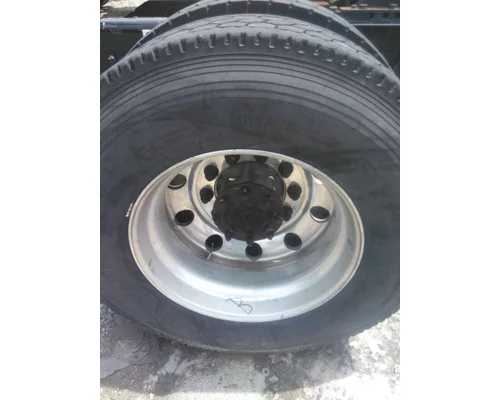 HUB PILOTED - ALUMINUM 22.5 X 8.25 WHEEL
