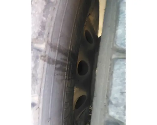 HUB PILOTED - ALUMINUM 22.5 X 8.25 WHEEL