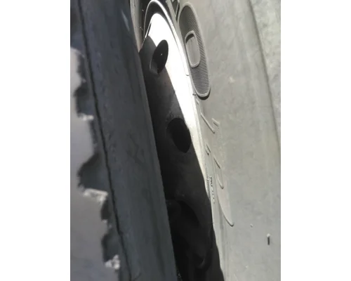 HUB PILOTED - ALUMINUM 22.5 X 8.25 WHEEL
