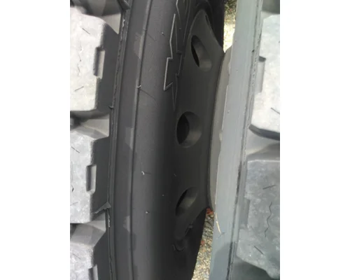 HUB PILOTED - ALUMINUM 22.5 X 8.25 WHEEL