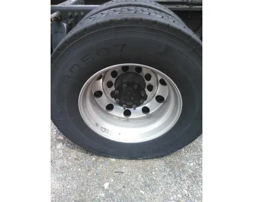 HUB PILOTED - ALUMINUM 22.5 X 8.25 WHEEL