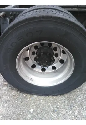 HUB PILOTED - ALUMINUM 22.5 X 8.25 WHEEL
