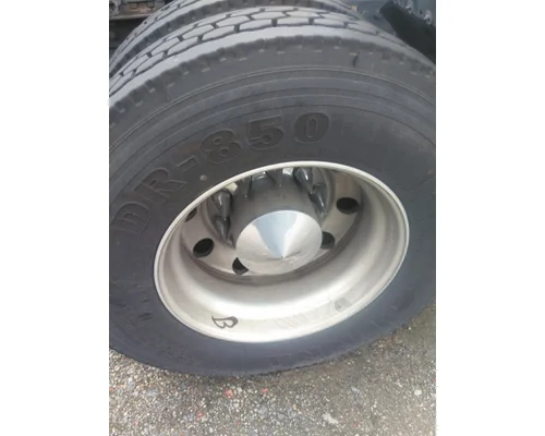 HUB PILOTED - ALUMINUM 22.5 X 8.25 WHEEL