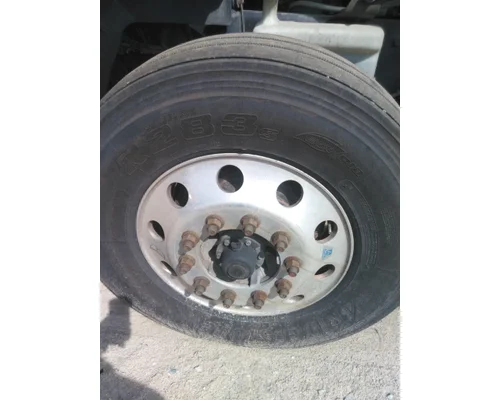 HUB PILOTED - ALUMINUM 22.5 X 8.25 WHEEL