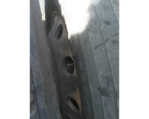 HUB PILOTED - ALUMINUM 22.5 X 8.25 WHEEL