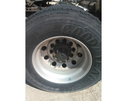 HUB PILOTED - ALUMINUM 22.5 X 8.25 WHEEL