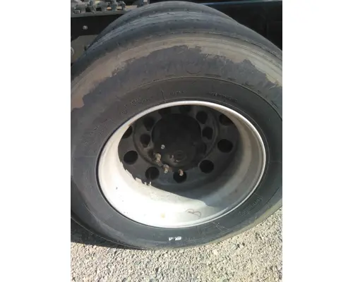 HUB PILOTED - ALUMINUM 22.5 X 8.25 WHEEL