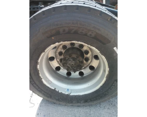 HUB PILOTED - ALUMINUM 22.5 X 8.25 WHEEL
