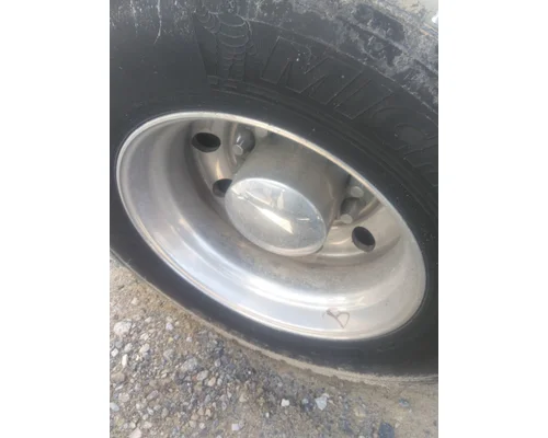 HUB PILOTED - ALUMINUM 22.5 X 8.25 WHEEL