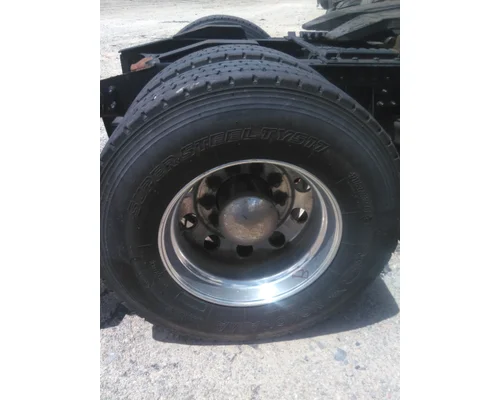 HUB PILOTED - ALUMINUM 22.5 X 8.25 WHEEL