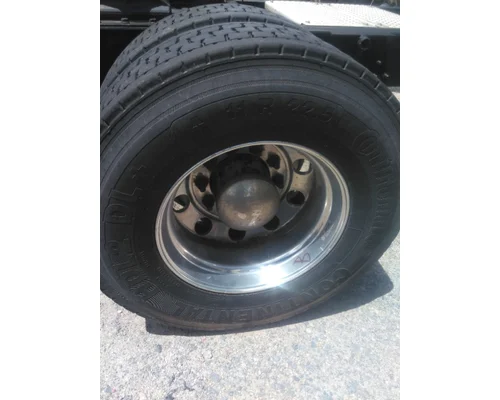 HUB PILOTED - ALUMINUM 22.5 X 8.25 WHEEL