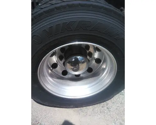 HUB PILOTED - ALUMINUM 22.5 X 8.25 WHEEL