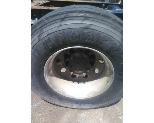 HUB PILOTED - ALUMINUM 22.5 X 8.25 WHEEL