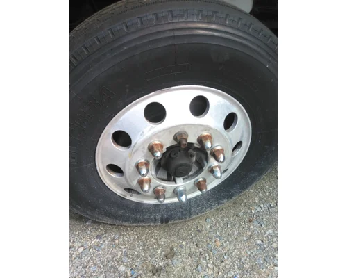 HUB PILOTED - ALUMINUM 22.5 X 8.25 WHEEL