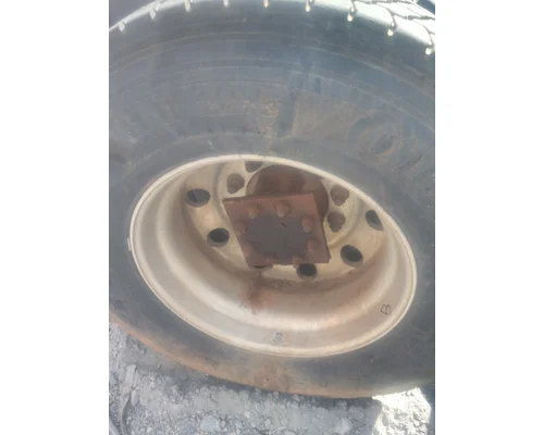 HUB PILOTED - ALUMINUM 22.5 X 8.25 WHEEL