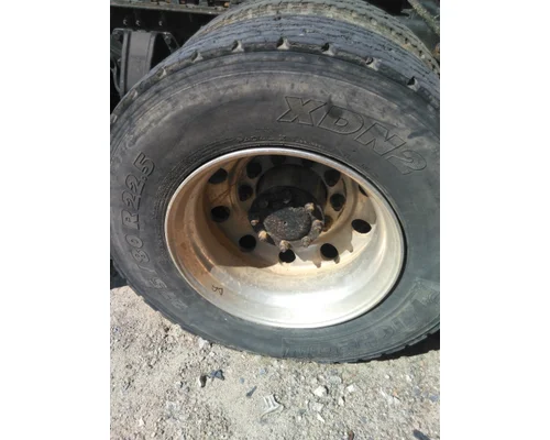 HUB PILOTED - ALUMINUM 22.5 X 8.25 WHEEL