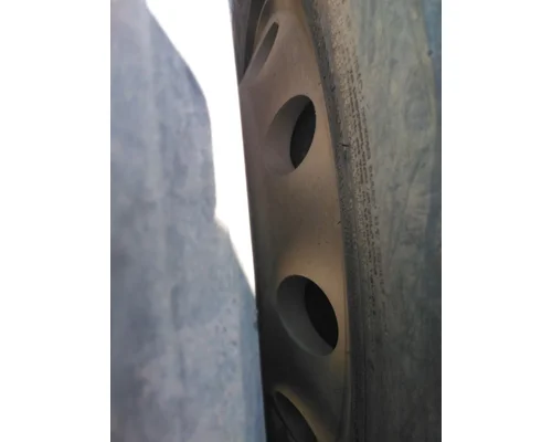 HUB PILOTED - ALUMINUM 22.5 X 8.25 WHEEL