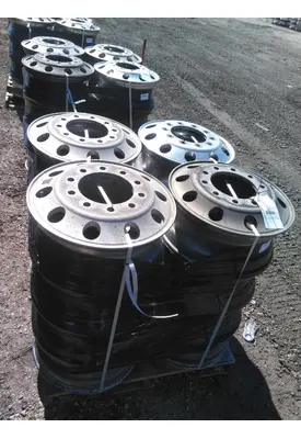 HUB PILOTED - ALUMINUM 22.5 X 8.25 WHEEL