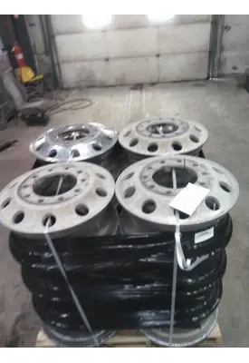 HUB PILOTED - ALUMINUM 22.5 X 8.25 WHEEL