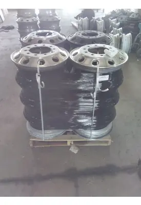 HUB PILOTED - ALUMINUM 22.5 X 8.25 WHEEL