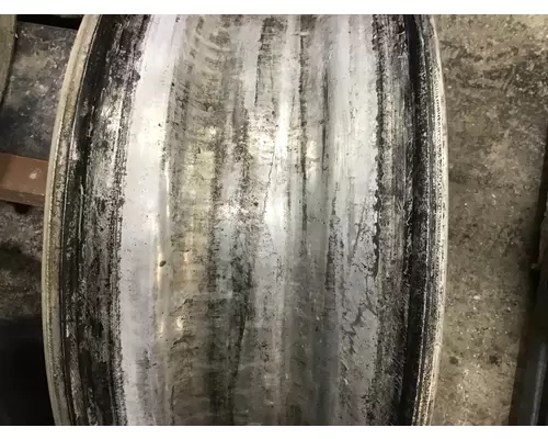 HUB PILOTED - ALUMINUM 22.5 X 8.25 WHEEL