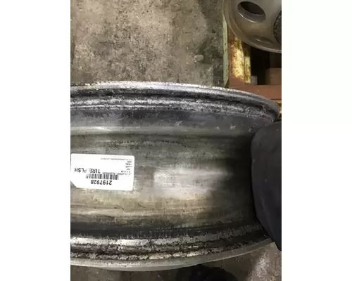 HUB PILOTED - ALUMINUM 22.5 X 8.25 WHEEL