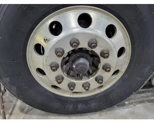 HUB PILOTED - ALUMINUM 22.5 X 8.25 WHEEL