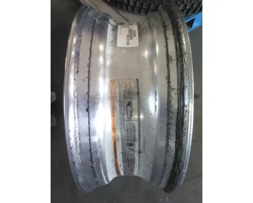 HUB PILOTED - ALUMINUM 22.5 X 8.25 WHEEL