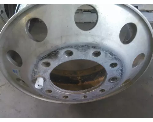 HUB PILOTED - ALUMINUM 22.5 X 8.25 WHEEL