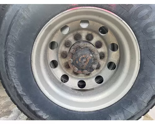 HUB PILOTED - ALUMINUM 22.5 X 8.25 WHEEL