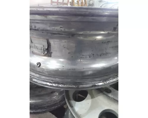 HUB PILOTED - ALUMINUM 22.5 X 8.25 WHEEL