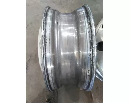 HUB PILOTED - ALUMINUM 22.5 X 8.25 WHEEL