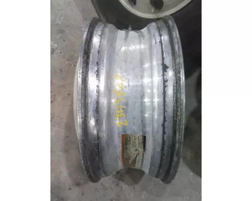 HUB PILOTED - ALUMINUM 22.5 X 8.25 WHEEL